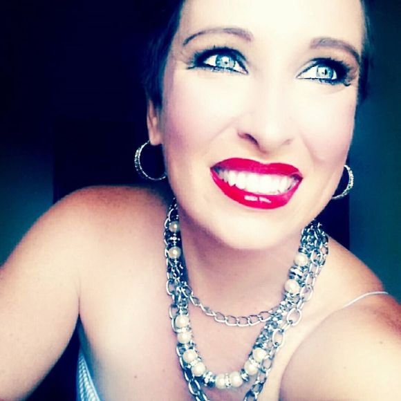 Meet your Posher, Krystal - Picture 1 of 1